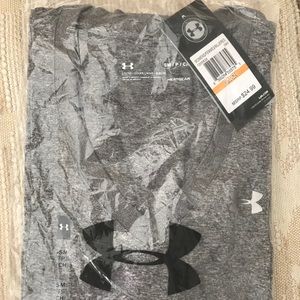 NWT Under armour s/s heather grey tee small